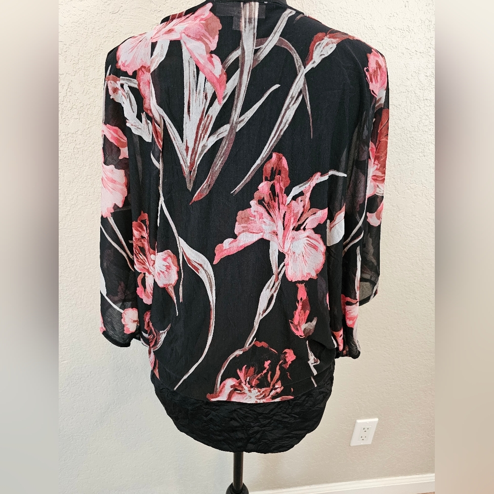 Floral Blouse - Picture 3 of 6